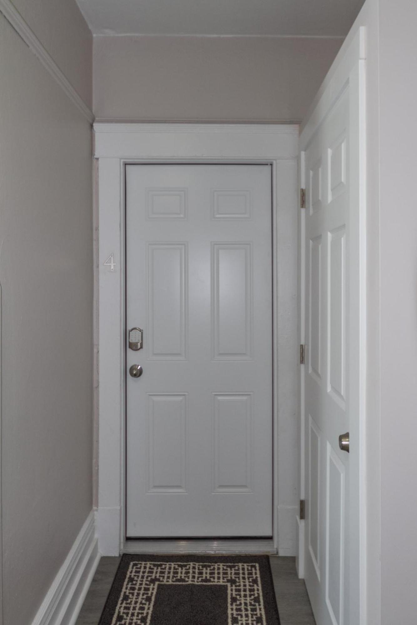Historic 3 Bed 1 Bath Near Downtown