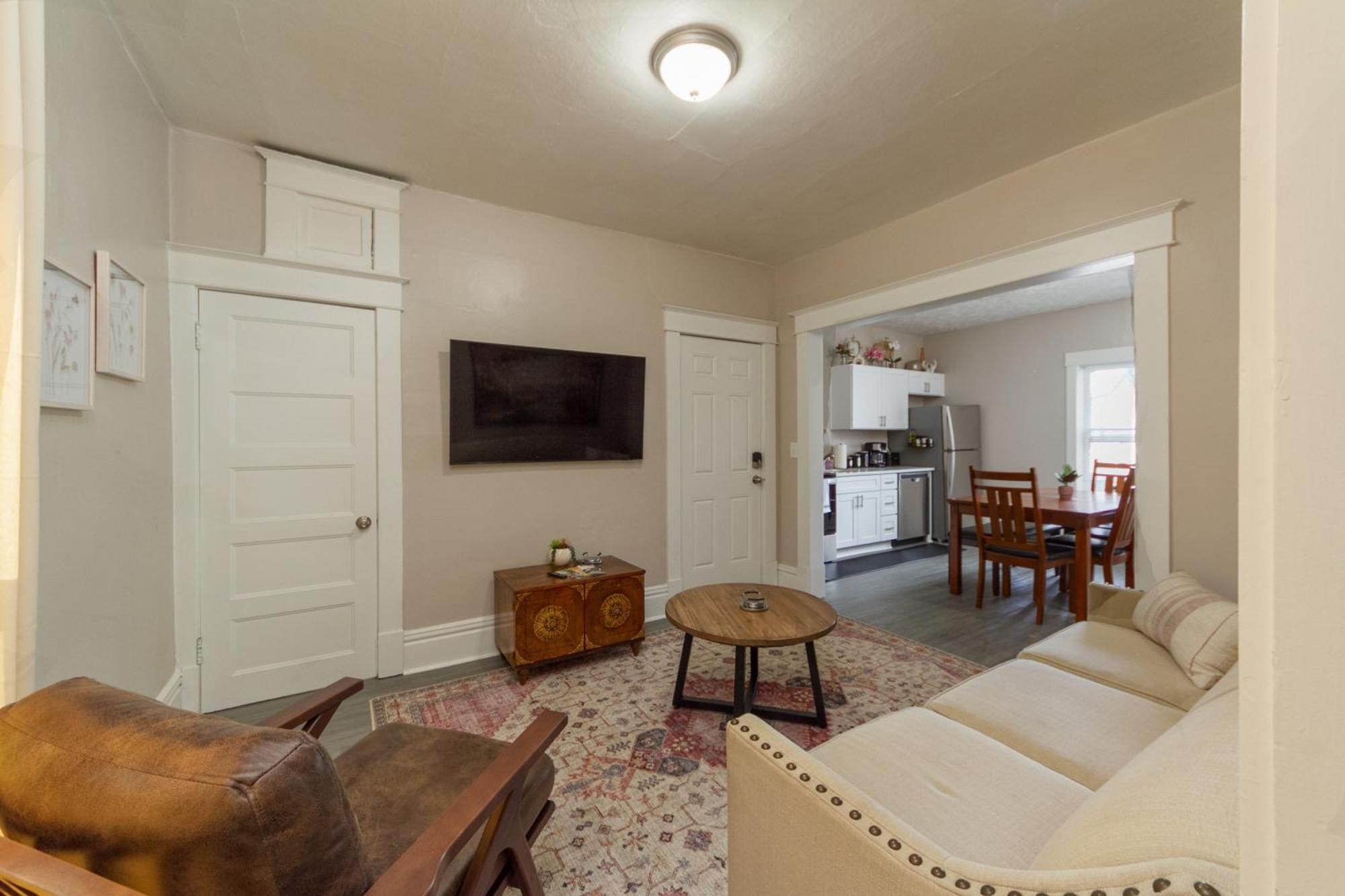 Historic 3 Bed 1 Bath Near Downtown * Spokane